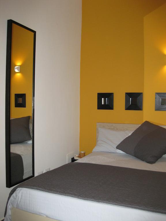 Domus Giardini Vaticani Guest House โรม ห้อง รูปภาพ